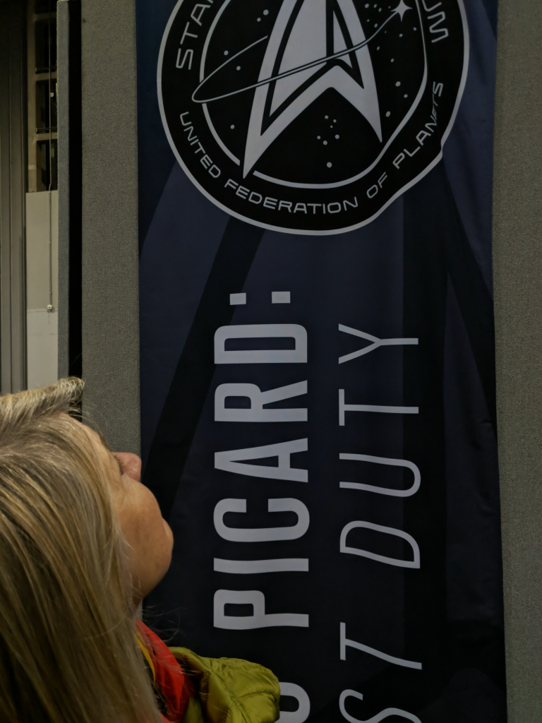 mu Look up - Picard image